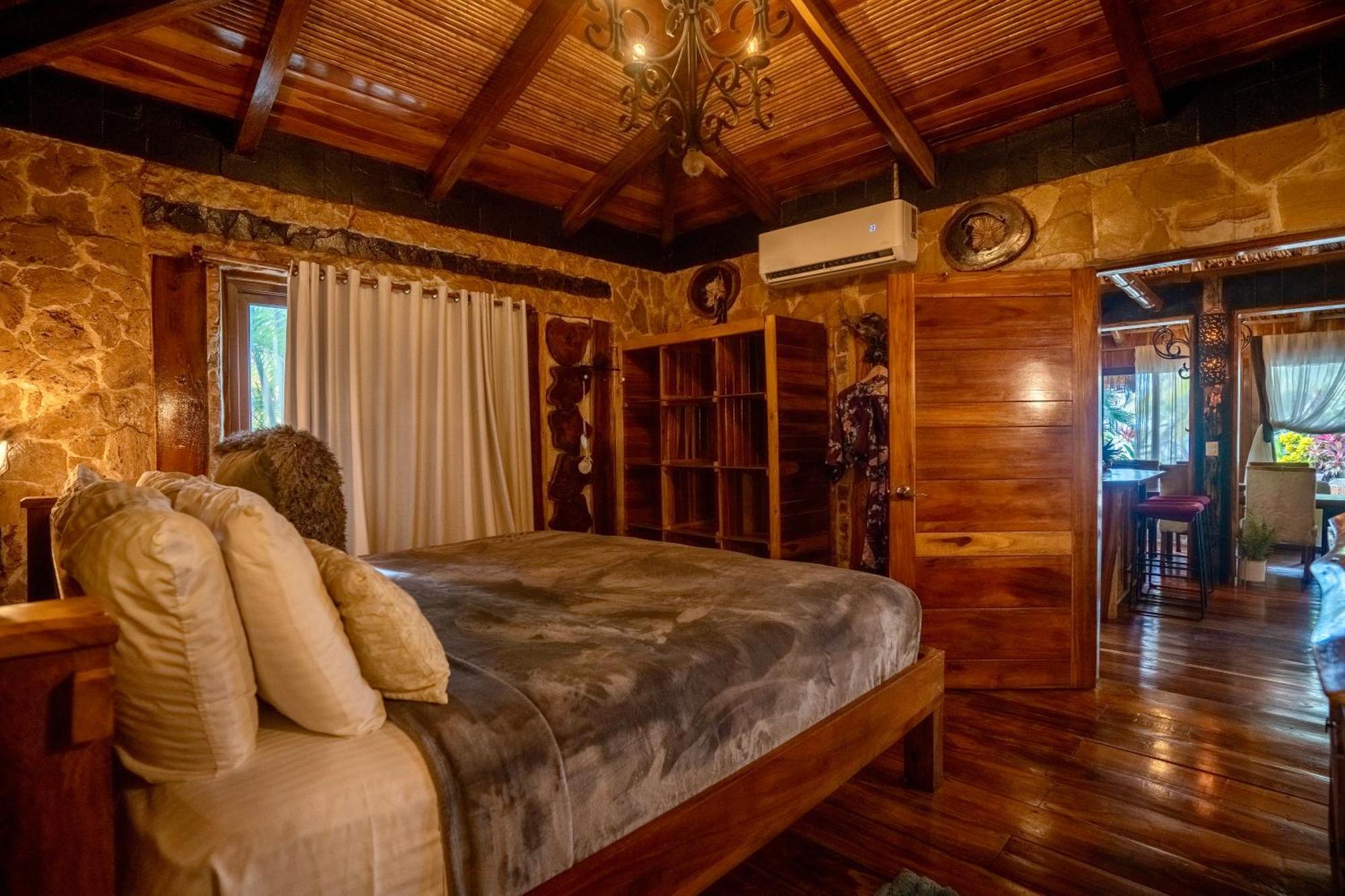 Ocho Artisan Bungalows (Adults Only) Tamarindo Buitenkant foto