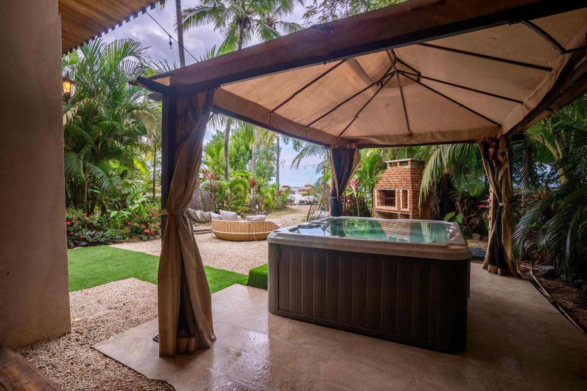 Ocho Artisan Bungalows (Adults Only) Tamarindo Buitenkant foto