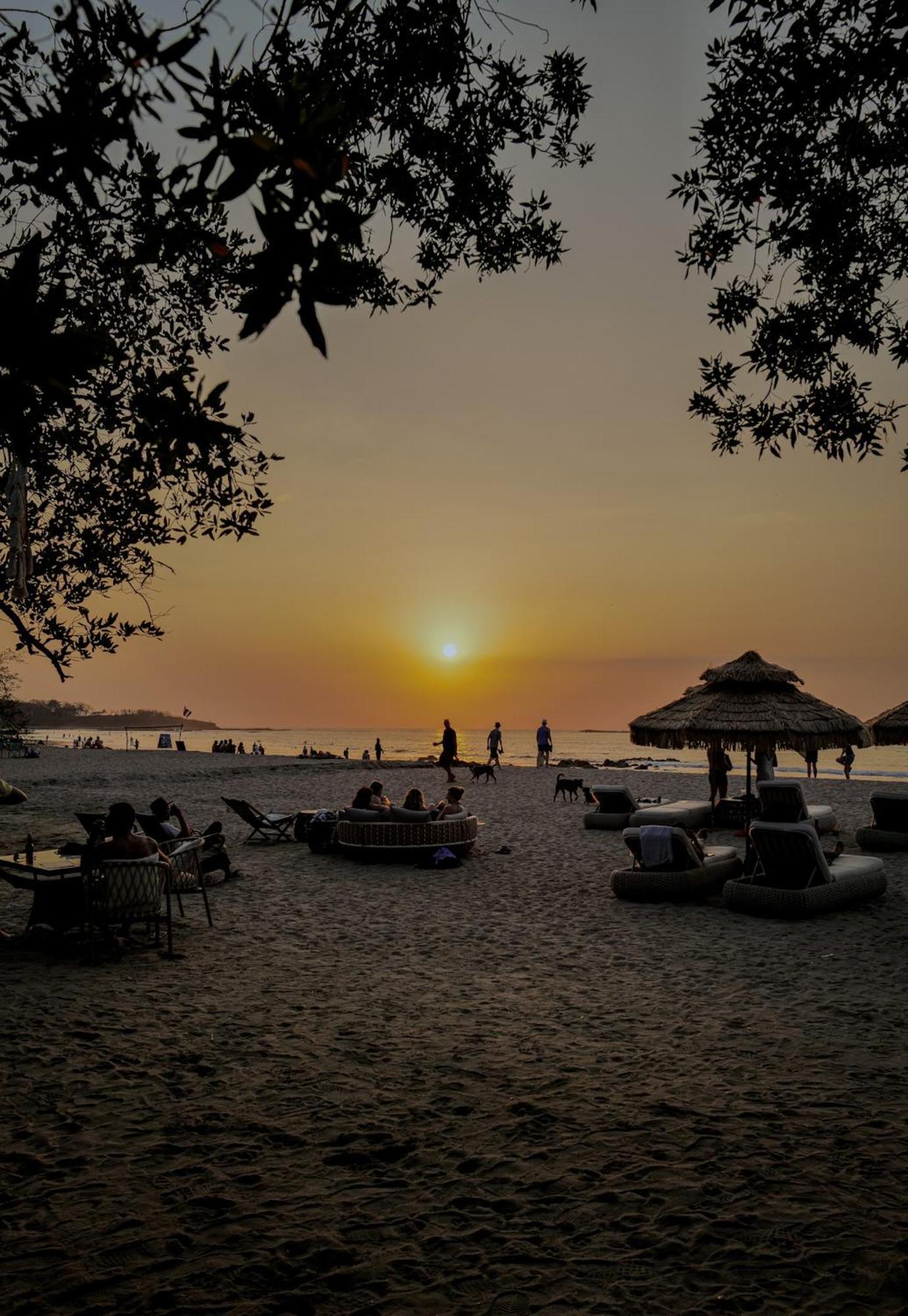 Ocho Artisan Bungalows (Adults Only) Tamarindo Buitenkant foto