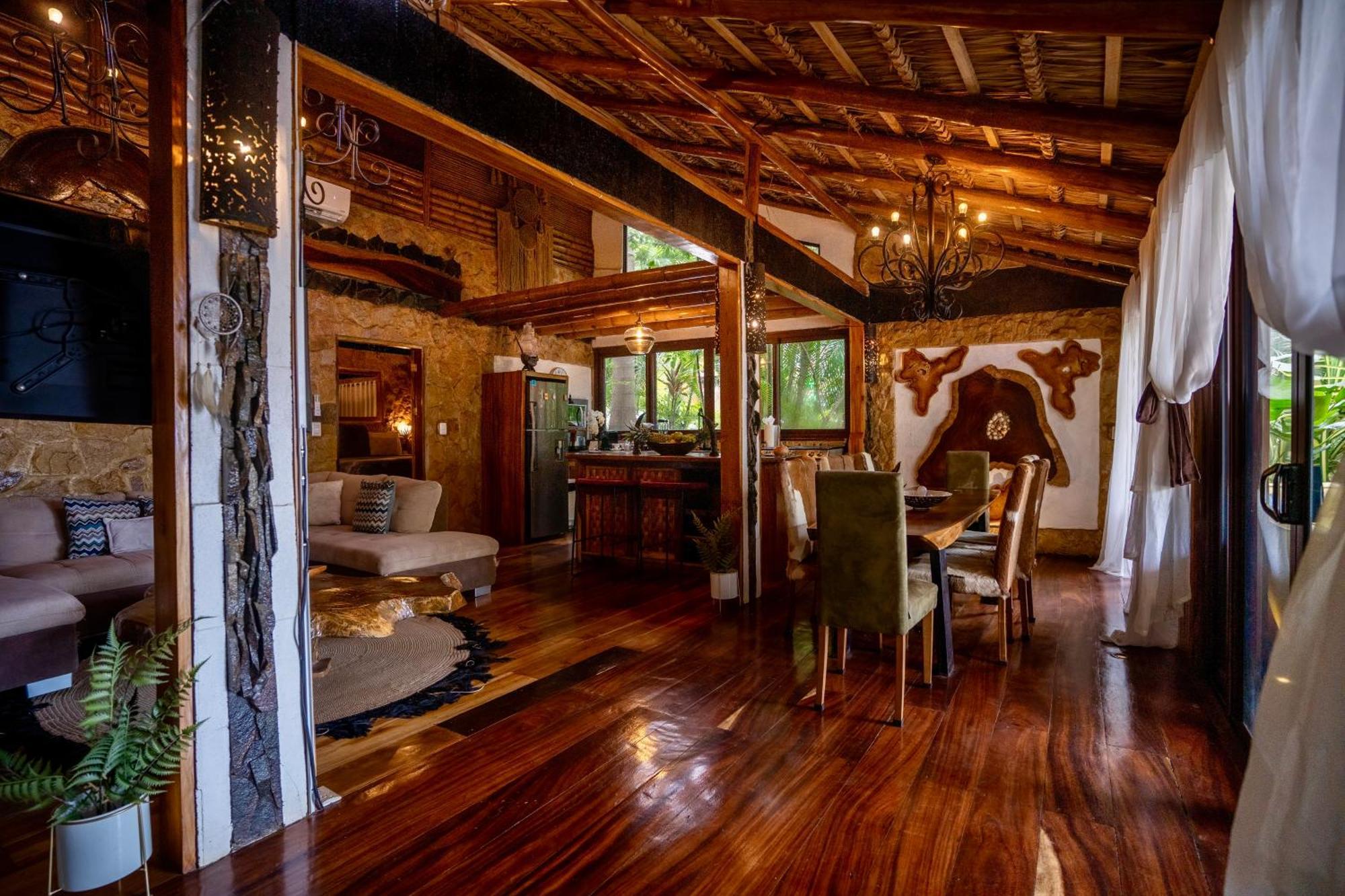 Ocho Artisan Bungalows (Adults Only) Tamarindo Buitenkant foto