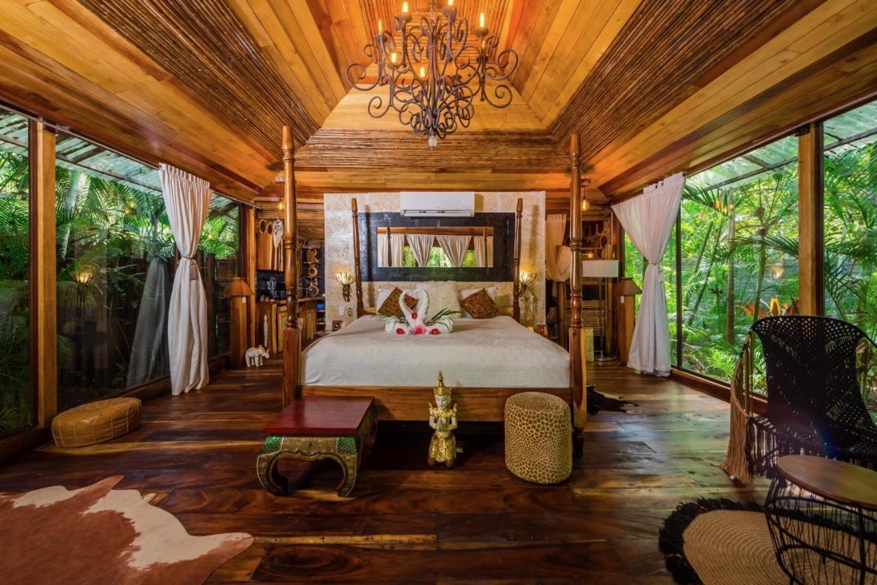 Ocho Artisan Bungalows (Adults Only) Tamarindo Buitenkant foto